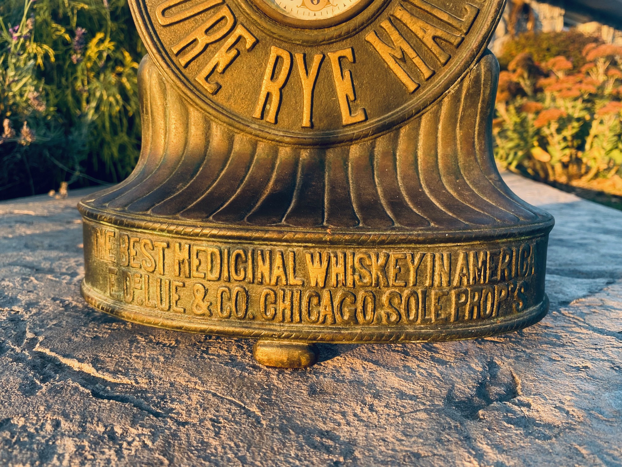 Presidential Rye Whiskey Clock E. De. Lue Company Distillery in Chicago